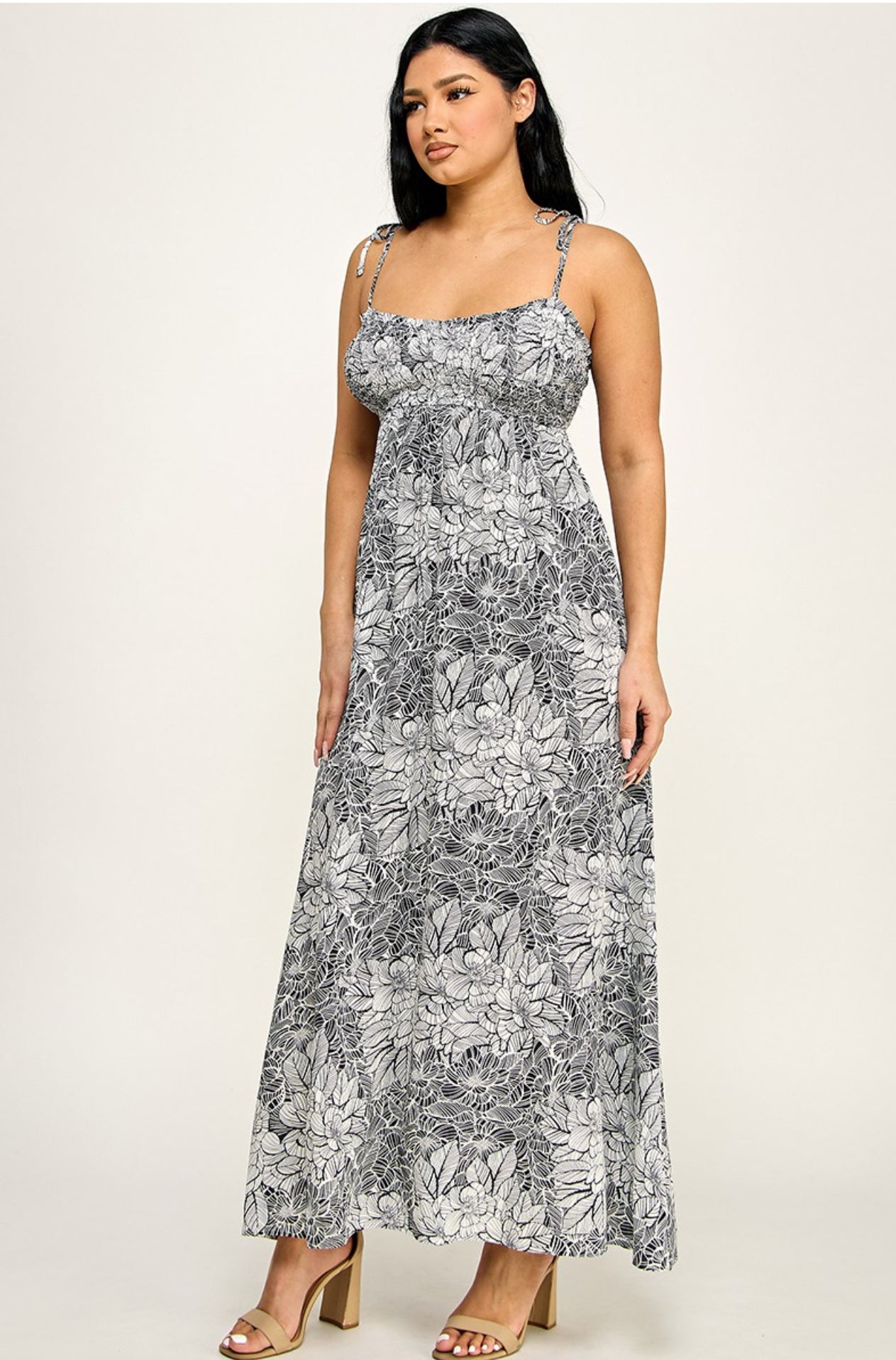 “Ava” maxi dress (small-3x)