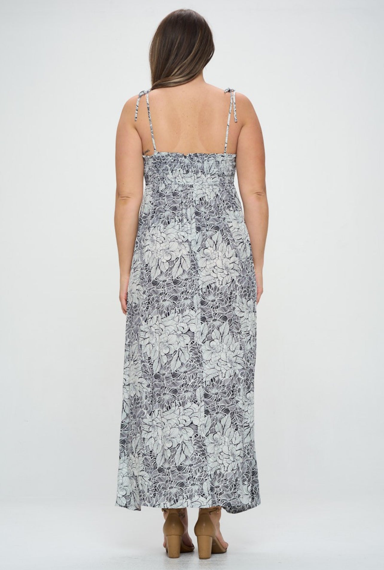 “Ava” maxi dress (small-3x)