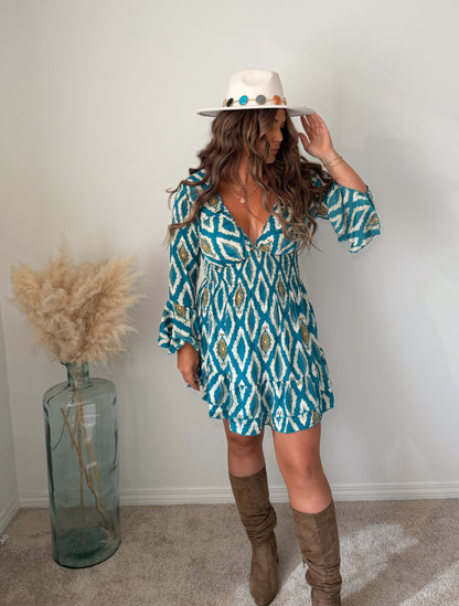 “Evia” Long sleeve Short Dress (one size)