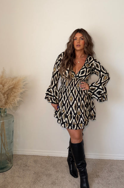 “Evia” Long sleeve Short Dress (one size)